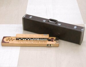 ●琴伝流 大正琴 大和 5弦 和楽器 ハードケース・チューナー・ケーブル付属 中古品 動作確認済み