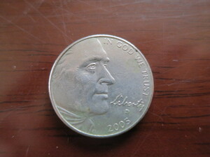 アメリカ硬貨　5セント　2005年