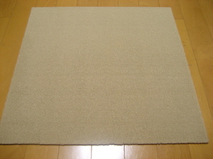 日本製タイルカーペット（２０枚）厚み約6.5mm（１２６８）在庫４４０枚・１枚２００円～