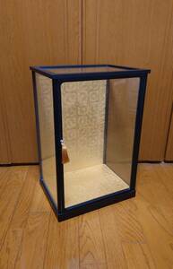 【中古】ガラスケース ケースのみ ガラス製 日本人形ケース 前扉式 幅33cm×奥行25cm×高さ49cm