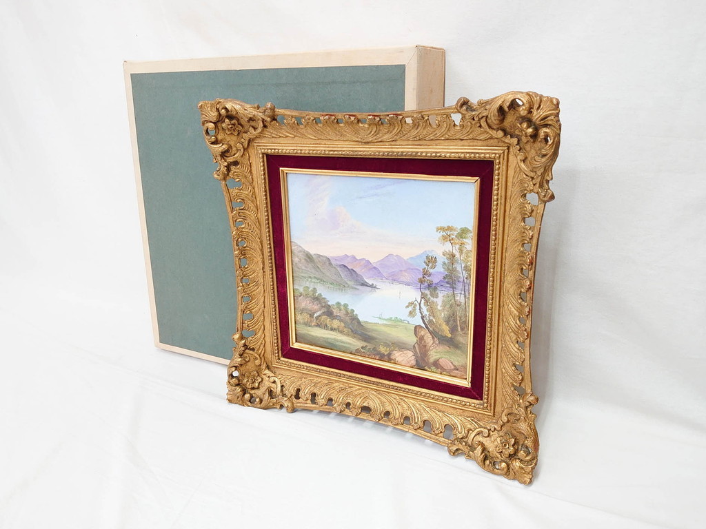 R-070763 Британская старая печь, цветная живопись 19 века, пейзажная картина с горным озером. Керамическая рама, позволяющая наслаждаться красивыми пейзажами (картина)., В рамке, Керамическая роспись, С коробкой, Великобритания) (R-070763), произведение искусства, Рисование, другие