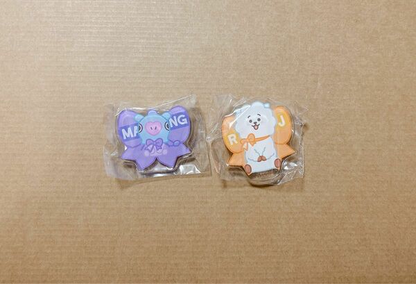 BTS BT21 5th Anniversary カプセルアクリルバッジ　RJ MANG