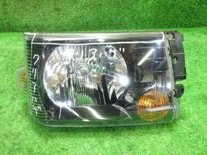 ミニキャブ GBD-U62V 右ヘッドランプ/ヘッドライト CD 4WD A31 スタンレー P5701 8301A658