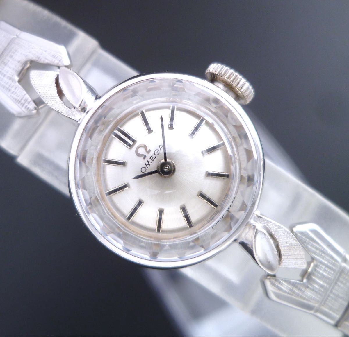 希少【OH済】OMEGA 18K金無垢 カットガラス 手巻き時計 ケース付