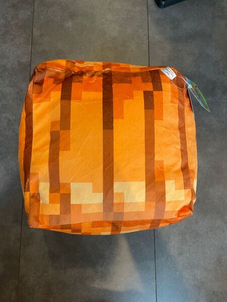 マインクラフト ブロックBIGぬいぐるみ くりぬいたかぼちゃ