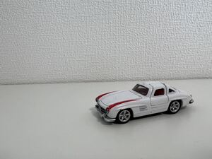 siku メルセデス ベンツ 300 SL 白 ボーネルンド ミニカー