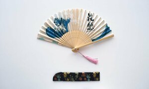 【花魁/Folding Fan】★扇子 6.5寸 ホワイト/ピンク（OSEN65-WP）★花魁JAPANオリジナルデザイン 専用外袋付