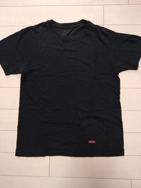 Supreme(シュプリーム)×Hanes(ヘインズ) ベーシックTシャツ カラー:ブラック系 表示サイズ:S
