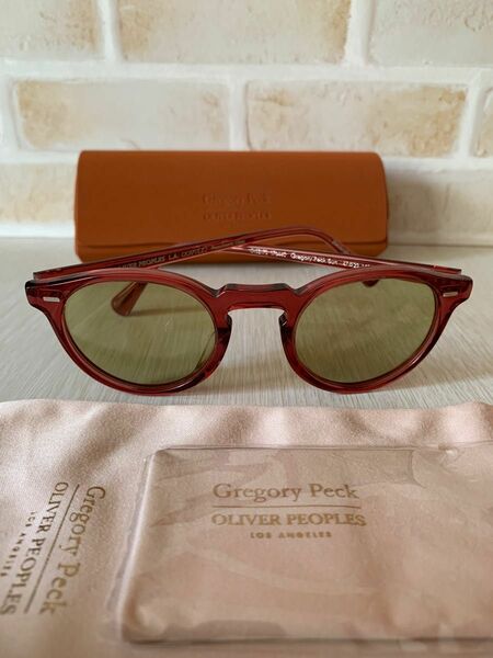 オリバーピープルズ OLIVER PEOPLES 調光サングラス Gregory Peck Sun