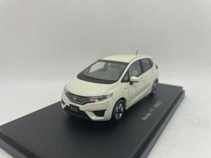 エブロ 1/43 ホンダ フィット HONDA FIT HYBRID ホワイト 45138 J03-3-067