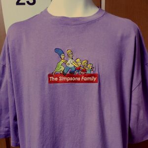 シンプソンズ半袖Tシャツ2XL　パープル　贅沢刺繍仕上げTHE SIMPSONS FAMILY　刺繍状態も良好　20th FOX