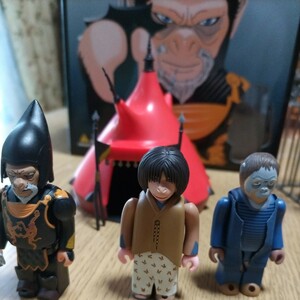 猿の惑星KUBRICKメディコム・トイ　ＴＨＡＤＥ テント　アリ　PLANEToftheＡPES Ａ