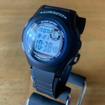 【新品・箱なし】カシオ CASIO スタンダード デジタル メンズ デュアルタイム 腕時計 F-200W-1A_画像3