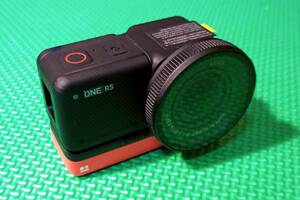 【新同品】【送料無料】即決、Insta360 ONE RS ライカ LEICA 1インチ版 広角レンズセット 検索 Gopro アクションカメラ