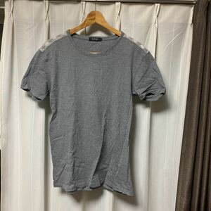 Burberryバーバリー　ノバチェック　グレー　Tシャツ サイズ3