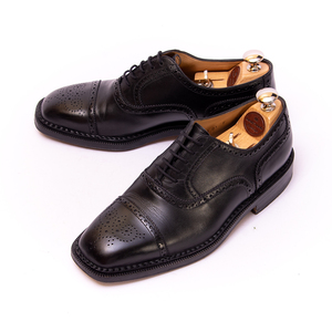 【6711SM】美品 サントーニ 3202 セミブローグ ブラック サイズ5.5 Santoni