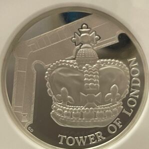 2019 The Crown Jewels Piefort G.B S£5 Tower of London-First Reles