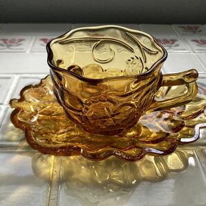 昭和レトロ ぶどう模様 ガラス カフェ雑貨 カップ＆ソーサー Vintage heat resistant glass cup and saucer amber grape Cubist Glassesの画像1