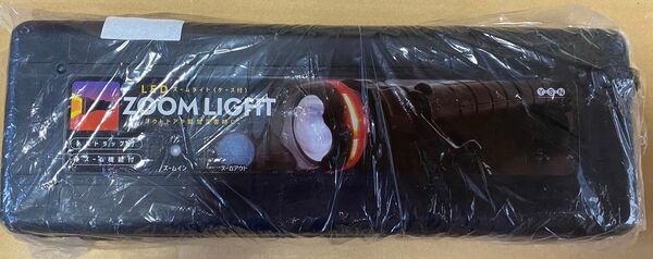 新品未使用☆LED☆ズームライト☆懐中電灯☆防災グッズ☆