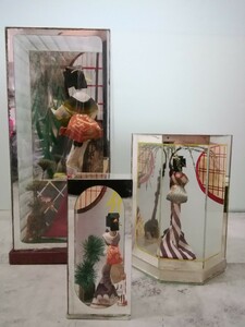 昭和レトロ　お土産品　日本人形　ガラスケース　三点セット　アンティーク　コレクション　長期保管品