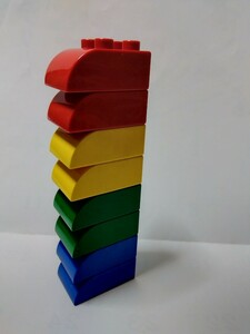 レゴデュプロ 2×3　カーブブロック 8個セット　青、緑、黄色、赤色　各2個　パーツ 特殊ブロック 