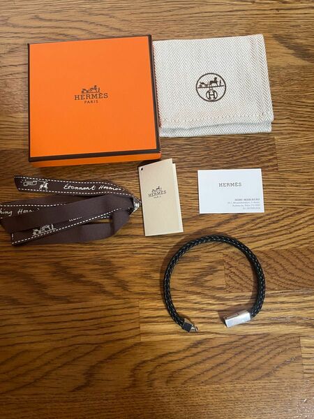 HERMES エルメス　レザーブレスレット