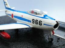 自衛隊モデルコレクション #41 F-86F ブルーインパルス 966番機 縮尺1:100 送料410円 同梱歓迎 追跡可 匿名配送_画像1