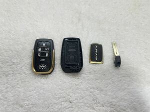 ゴールド　アルファード　ALPHARD　30系　6ボタン　スマートキー　キーケース 　トヨタ