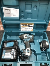 017◇おすすめ商品◇マキタ　makita 充電式インパクトレンチ＋充電器＋バッテリ×1セット TW700D/DC18RF/BL1860B ※充電回数16回_画像1