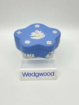 WEDGWOOD ウェッジウッド JASPERWARE BLUE Scallop Shape Box ジャスパーウェア ブルー ホタテ貝の形のボックス *L621_画像1