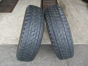 Ｙ－１４１００　２２５／７０Ｒ１６　１１７／１１５Ｌ　ヨコハマ　ＴＹ２８５（ＭＩＸ）　２０１７年製　８分山　２本