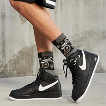 ナイキ エア フォース１ ミッド ’07 定価14300円 30cm ブラック/ホワイト 黒 白 AIR FORCE 1 MID ’07 メンズ スニーカー_画像1