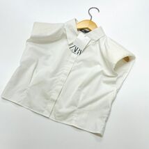 未使用品 /M/ ZARA ホワイト ショルダーパッドノースリーブシャツ レディース タグ カジュアルトップス フェミニン大人可愛いデイリー ザラ_画像2