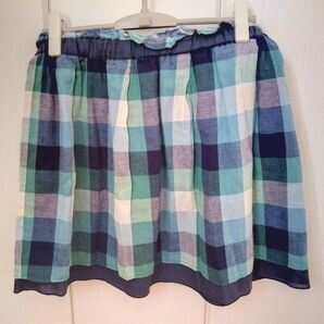 チェックスカート