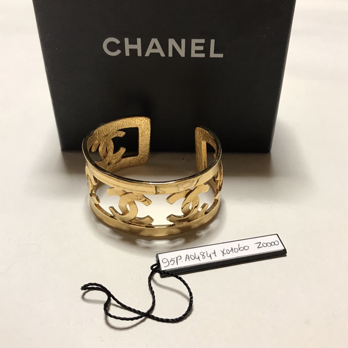 CHANEL シャネル ブレスレット ココマーク バングル 腕輪 アクセ
