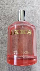 香水　IKKS　イックス　ピンク　100ｍl　９割残　女性らしい香り　中古