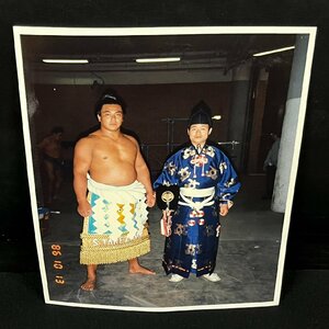 大相撲 千代の富士 生写真 大判 勝負審判 1986年 約30.5cm×25.5cm　090606w/T4