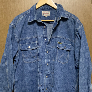 L Wrangler NZW / ラングラー M5306-00 厚手デニム地シャツデザイン Gジャン 盾落ち ジージャン