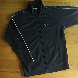 ｓ293 良品！お買い得！ ■Nike■ ナイキ レディースS 黒 長袖ジャージ上 ジャケット 防寒 トレーニング ラグラン袖 マークピンク系