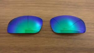 ★オークリー Monster Pup モンスターパップ用 カスタム偏光 レンズ EMERALD GREEN Color Polarized 新品 オークリー　MONSTERPUP