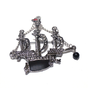 【ラペルピン★ブローチ】海賊船　パイレーツ　帆船　ブラック×シルバー　pin-0510-2
