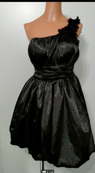 ドレス　ミニワンピース　ワンショルダー　パット付き　ブラック