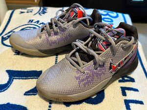 NIKE KYRIE FLYTRAP IIGS／ナイキ　カイリーフライトラップⅡGS／バスケットボールシューズ／22.5cm