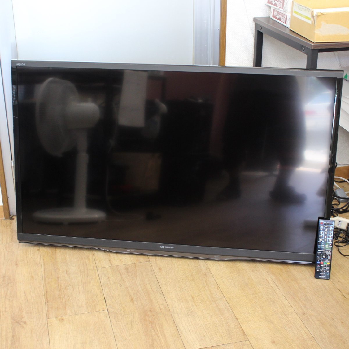 送料無料*シャープ 液晶テレビアクオス 2014年製*46型-