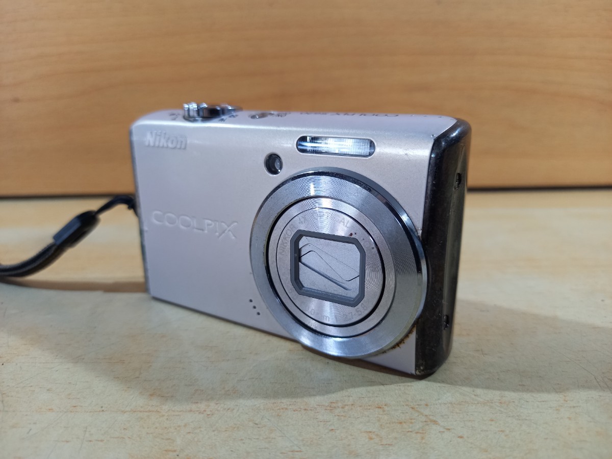 Nikon COOLPIX S620 コンパクトデジタルカメラ デジカメ-