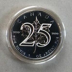 2013年(新品)カナダメイプルリーフ銀貨25周年記念銀貨 1オンス銀貨