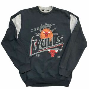 90s USA製 NBA CHICAGO BULLS スウェット Youth XL ブラック シカゴ ブルズ ロゴ トレーナー バスケットボール ジョーダン ヴィンテージ