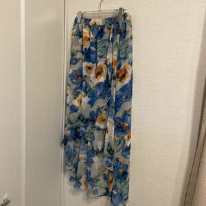 値下げしました　オゾック　花柄ロングスカート　サイズ38