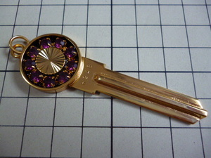 ファッション ブランクキー H248 当時物 です(紫 / 住宅用 ) 家 スペアキー 合鍵 鍵 キー