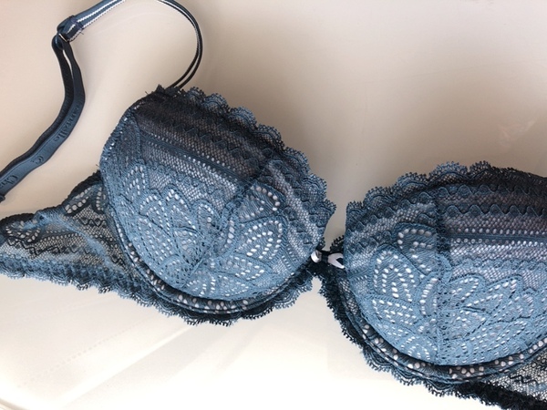 70C☆Chantelle シャンテル フランス海外高級ランジェリー